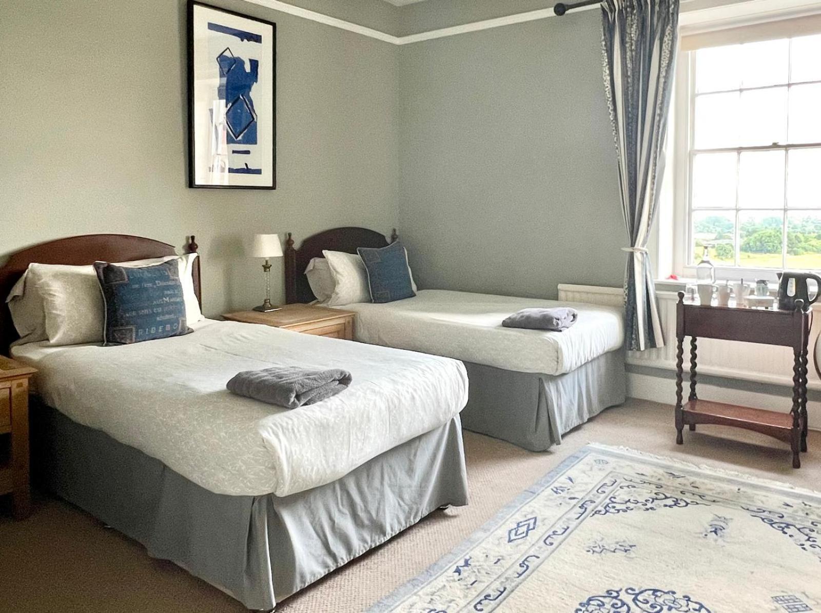 Colthrop Manor B&B ザッチャム 部屋 写真